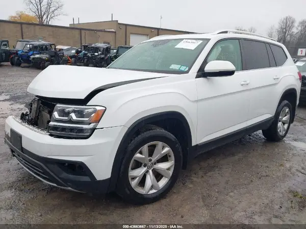 1V2MR2CA2JC530458 2018 VOLKSWAGEN ATLAS - Image 2