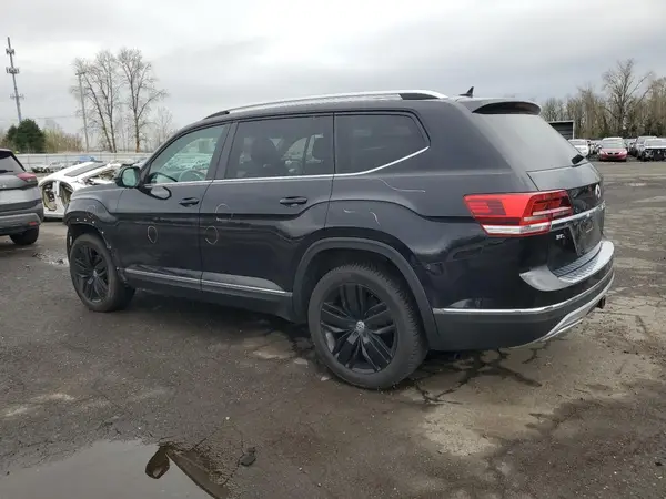 1V2MR2CA2JC576307 2018 VOLKSWAGEN ATLAS - Image 2