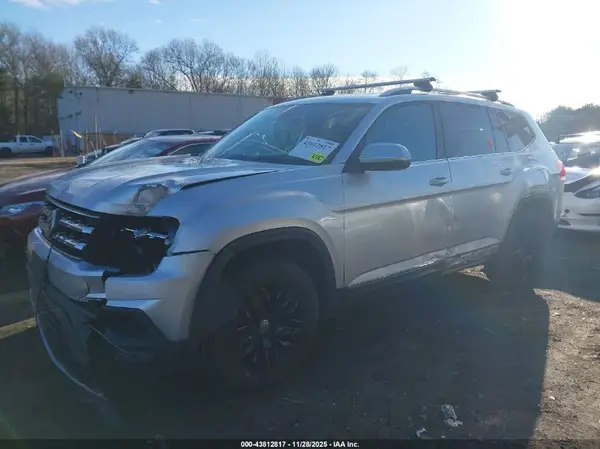 1V2MR2CA2KC505075 2019 VOLKSWAGEN ATLAS - Image 2