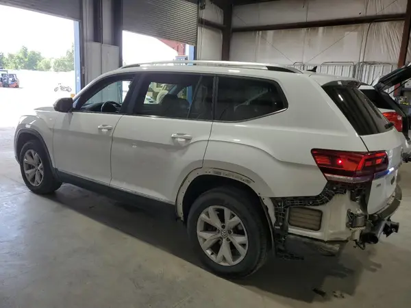 1V2MR2CA3JC504497 2018 VOLKSWAGEN ATLAS - Image 2