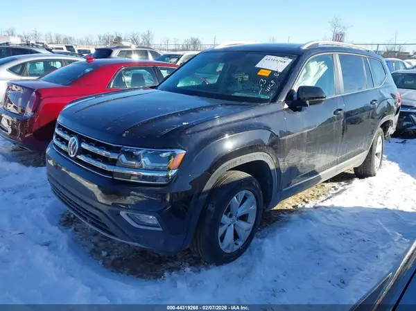1V2MR2CA3JC514012 2018 VOLKSWAGEN ATLAS - Image 2