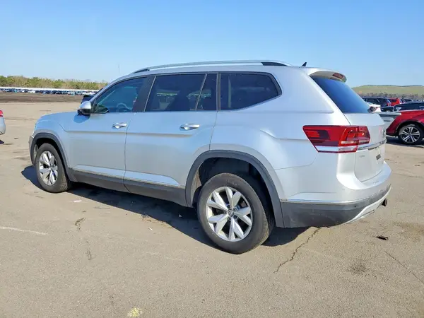 1V2MR2CA3JC532493 2018 VOLKSWAGEN ATLAS - Image 2