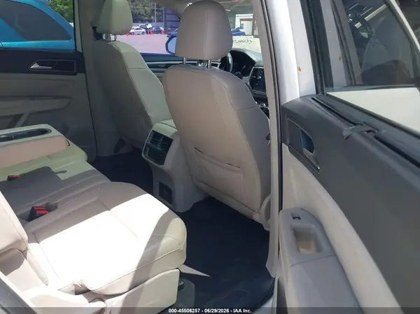 1V2MR2CA3JC555580 2018 VOLKSWAGEN ATLAS - Image 8