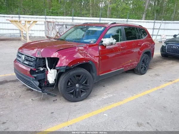 1V2MR2CA3JC569544 2018 VOLKSWAGEN ATLAS - Image 2