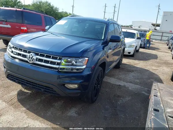 1V2MR2CA4JC512804 2018 VOLKSWAGEN ATLAS - Image 2
