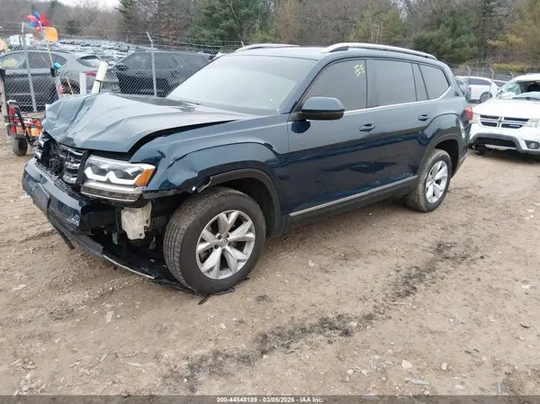 1V2MR2CA4JC531935 2018 VOLKSWAGEN ATLAS - Image 2