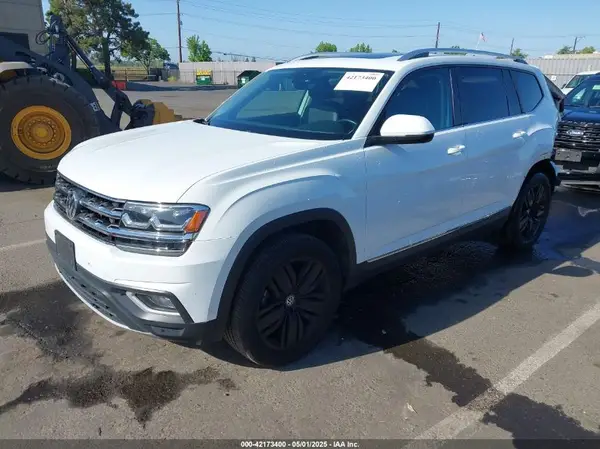 1V2MR2CA4JC553353 2018 VOLKSWAGEN ATLAS - Image 2