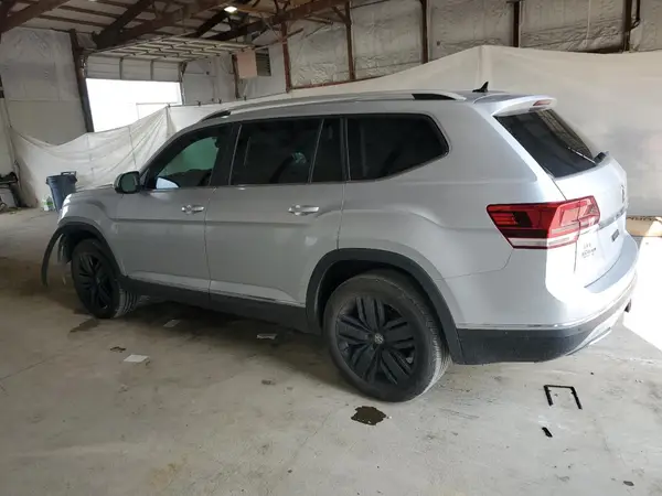1V2MR2CA4JC573604 2018 VOLKSWAGEN ATLAS - Image 2