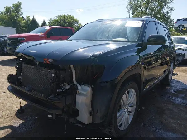 1V2MR2CA4KC586872 2019 VOLKSWAGEN ATLAS - Image 2
