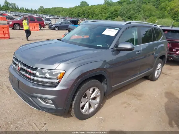 1V2MR2CA5JC502976 2018 VOLKSWAGEN ATLAS - Image 2