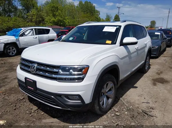 1V2MR2CA5JC532009 2018 VOLKSWAGEN ATLAS - Image 2