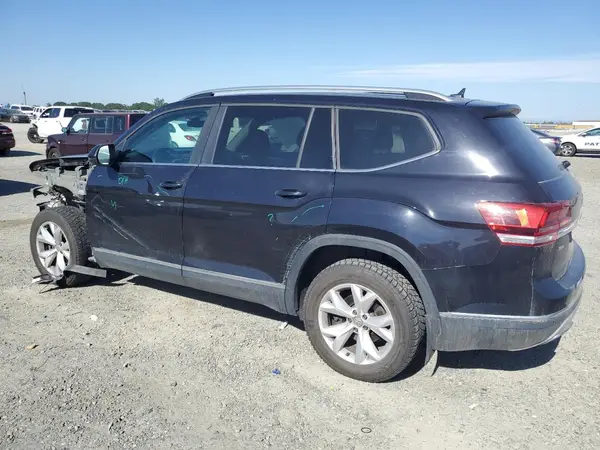 1V2MR2CA5JC556584 2018 VOLKSWAGEN ATLAS - Image 2