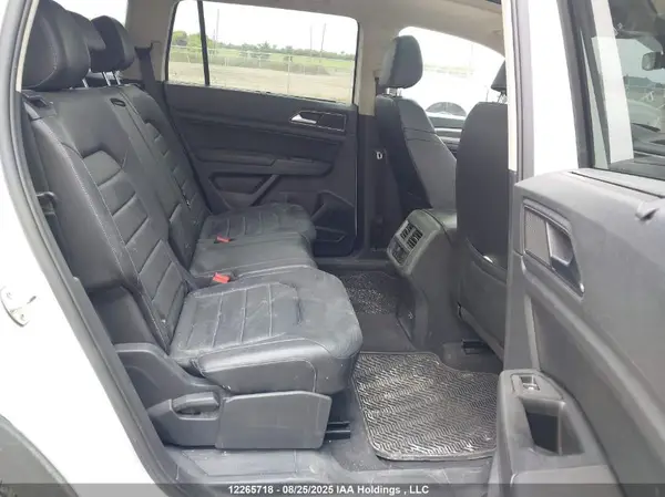 1V2MR2CA5JC586975 2018 VOLKSWAGEN ATLAS - Image 8