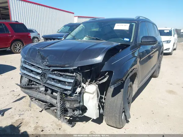 1V2MR2CA5KC548793 2019 VOLKSWAGEN ATLAS - Image 2