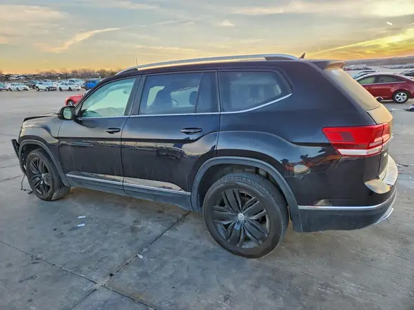 1V2MR2CA6JC549207 2018 VOLKSWAGEN ATLAS - Image 2