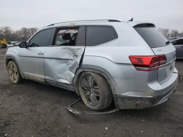 1V2MR2CA6JC553578 2018 VOLKSWAGEN ATLAS - Image 2