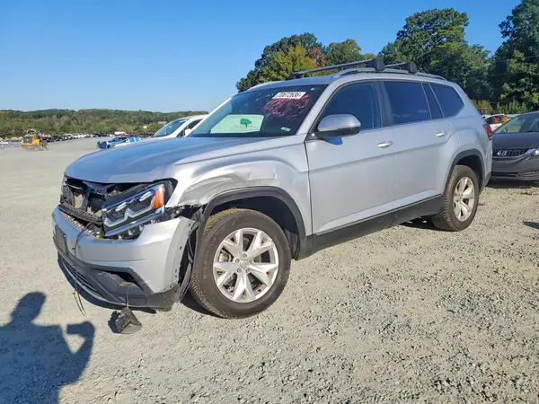 1V2MR2CA7JC529015 2018 VOLKSWAGEN ATLAS - Image 1