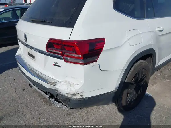2018 VOLKSWAGEN ATLAS auction photo 6