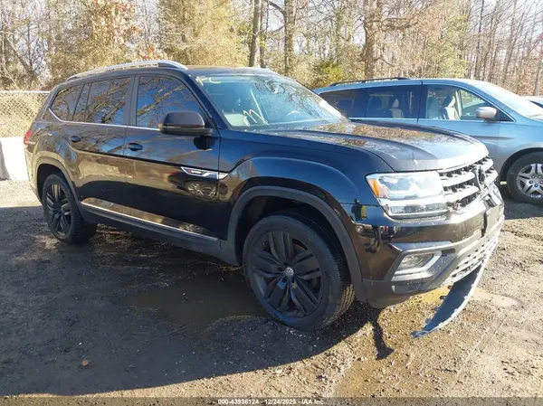 1V2MR2CA7JC594950 2018 VOLKSWAGEN ATLAS - Image 1
