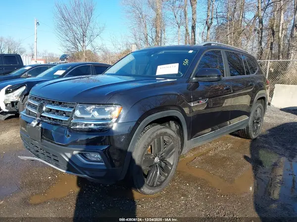 1V2MR2CA7JC594950 2018 VOLKSWAGEN ATLAS - Image 2