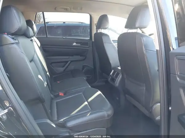 1V2MR2CA7JC594950 2018 VOLKSWAGEN ATLAS - Image 8