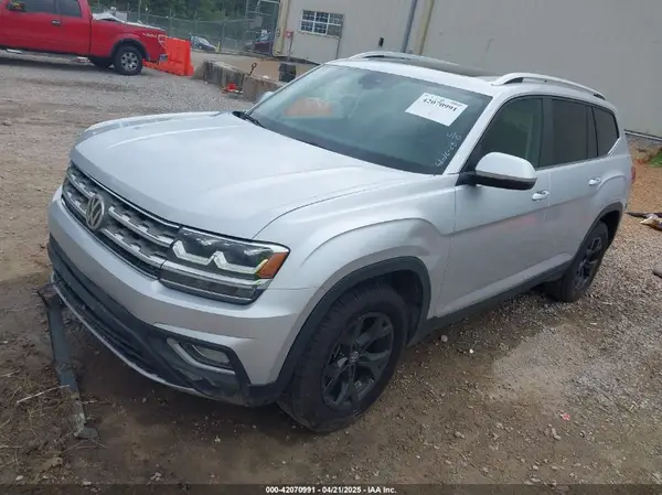 1V2MR2CA8JC576442 2018 VOLKSWAGEN ATLAS - Image 2