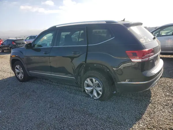1V2MR2CA9JC581875 2018 VOLKSWAGEN ATLAS - Image 2