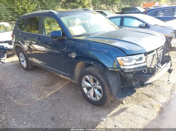 1V2MR2CA9JC582461 2018 VOLKSWAGEN ATLAS - Image 1