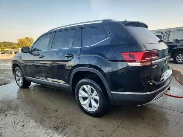 1V2MR2CA9KC557416 2019 VOLKSWAGEN ATLAS - Image 2