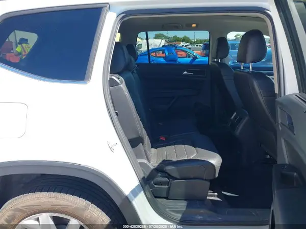 1V2MR2CAXJC550084 2018 VOLKSWAGEN ATLAS - Image 8