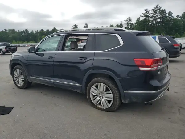 1V2NR2CA0JC501884 2018 VOLKSWAGEN ATLAS - Image 2