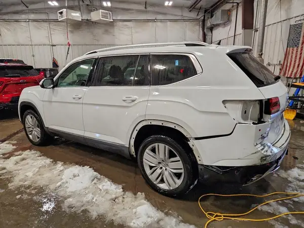 1V2NR2CA0JC551524 2018 VOLKSWAGEN ATLAS - Image 2