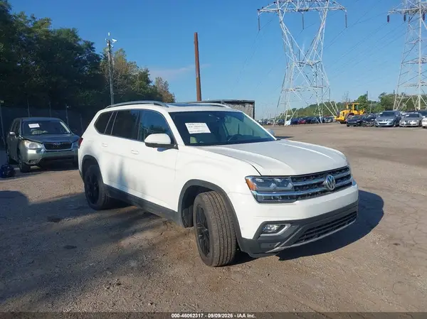 1V2NR2CA0JC577234 2018 VOLKSWAGEN ATLAS - Image 1