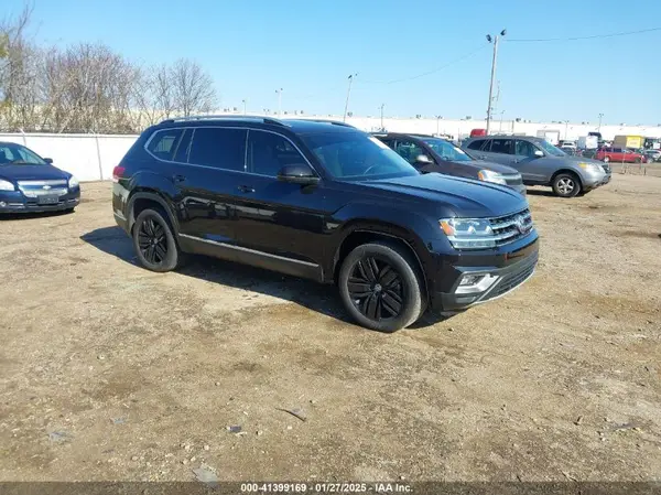 1V2NR2CA0JC589853 2018 VOLKSWAGEN ATLAS - Image 1