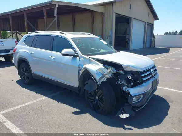 1V2NR2CA0KC531369 2019 VOLKSWAGEN ATLAS - Image 1