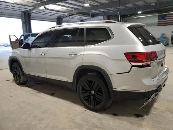 1V2NR2CA0KC608483 2019 VOLKSWAGEN ATLAS - Image 2
