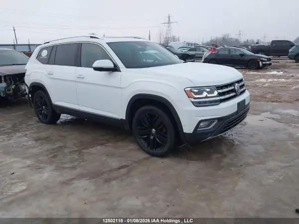 1V2NR2CA1JC524266 2018 VOLKSWAGEN ATLAS - Image 1