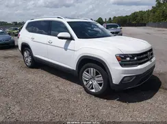 1V2NR2CA1JC524686 2018 VOLKSWAGEN ATLAS