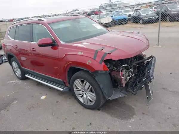 1V2NR2CA1JC566582 2018 VOLKSWAGEN ATLAS - Image 1