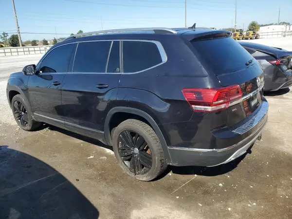 1V2NR2CA2JC552805 2018 VOLKSWAGEN ATLAS - Image 2