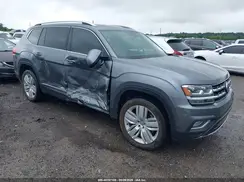 1V2NR2CA2JC561889 2018 VOLKSWAGEN ATLAS