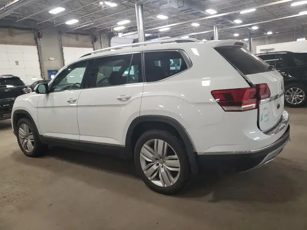 1V2NR2CA2JC564419 2018 VOLKSWAGEN ATLAS - Image 2