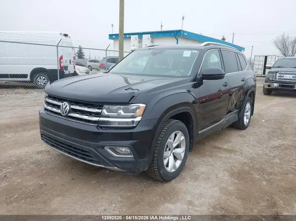 1V2NR2CA2JC596321 2018 VOLKSWAGEN ATLAS - Image 2