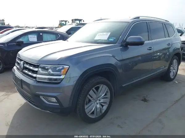 1V2NR2CA2KC538307 2019 VOLKSWAGEN ATLAS - Image 2