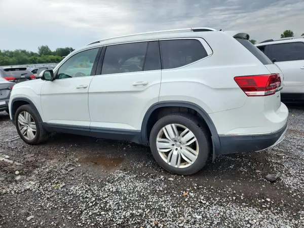 1V2NR2CA3JC503015 2018 VOLKSWAGEN ATLAS - Image 2