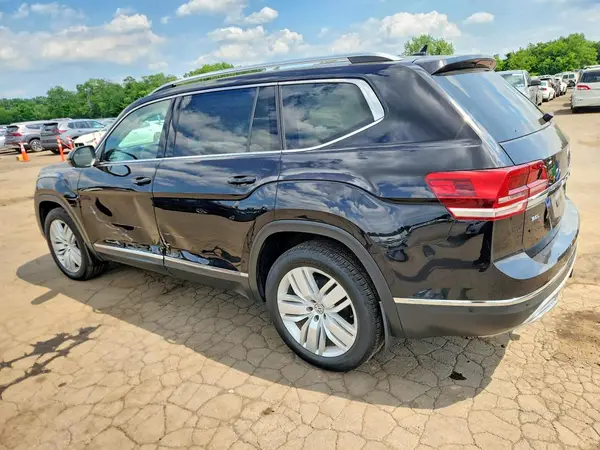 1V2NR2CA3JC523202 2018 VOLKSWAGEN ATLAS - Image 2