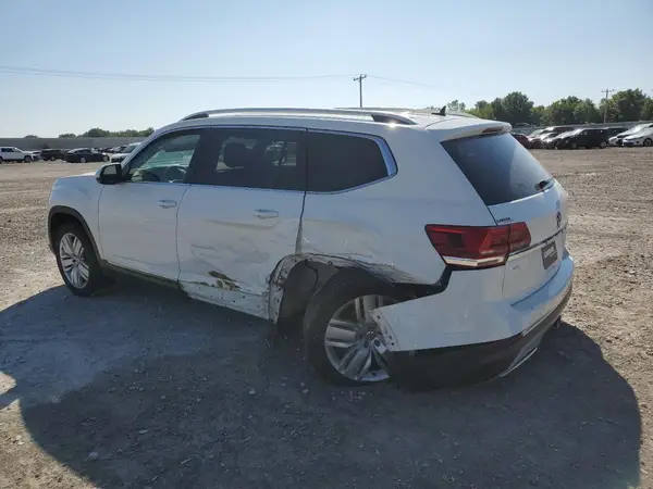 1V2NR2CA3JC568320 2018 VOLKSWAGEN ATLAS - Image 2