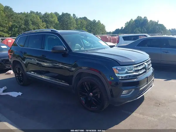 1V2NR2CA3JC588924 2018 VOLKSWAGEN ATLAS - Image 1