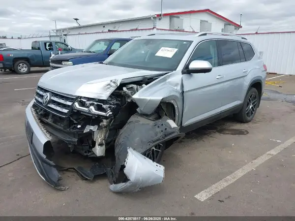 1V2NR2CA3KC529941 2019 VOLKSWAGEN ATLAS - Image 2