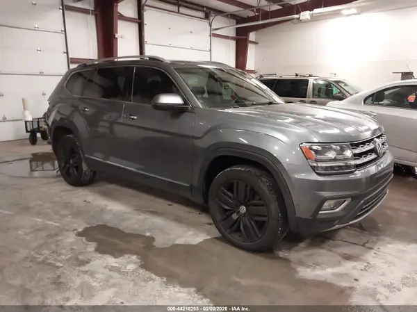 1V2NR2CA3KC545492 2019 VOLKSWAGEN ATLAS - Image 1